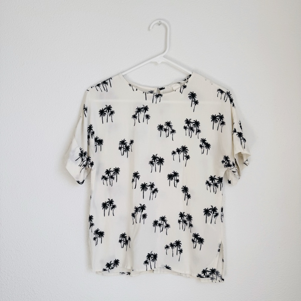 H&M Palm Tree Print Blouse in Ivory 4